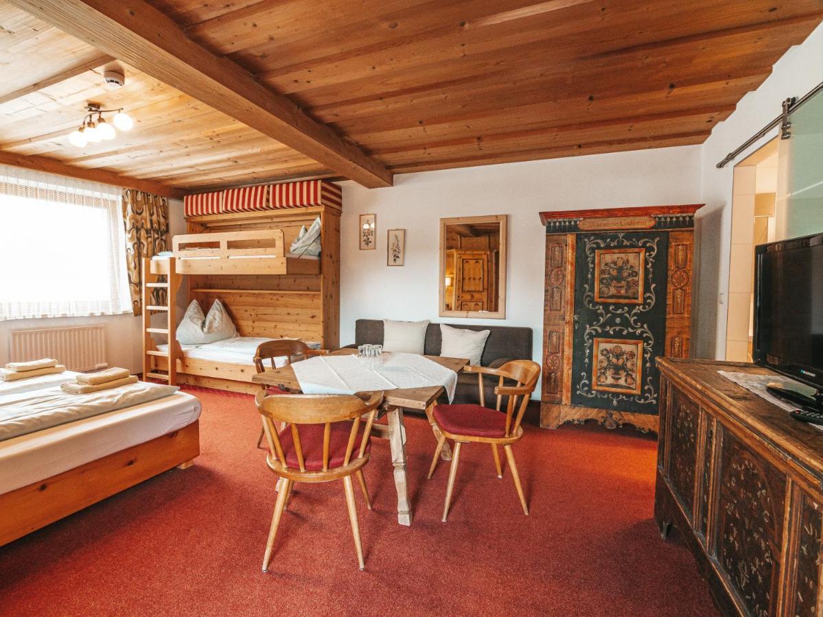 גרלוס Hotel Mitterhof מראה חיצוני תמונה