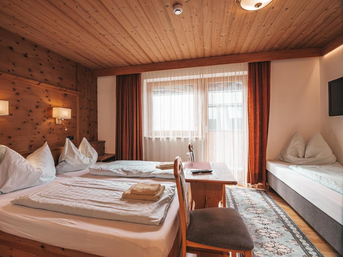 גרלוס Hotel Mitterhof מראה חיצוני תמונה