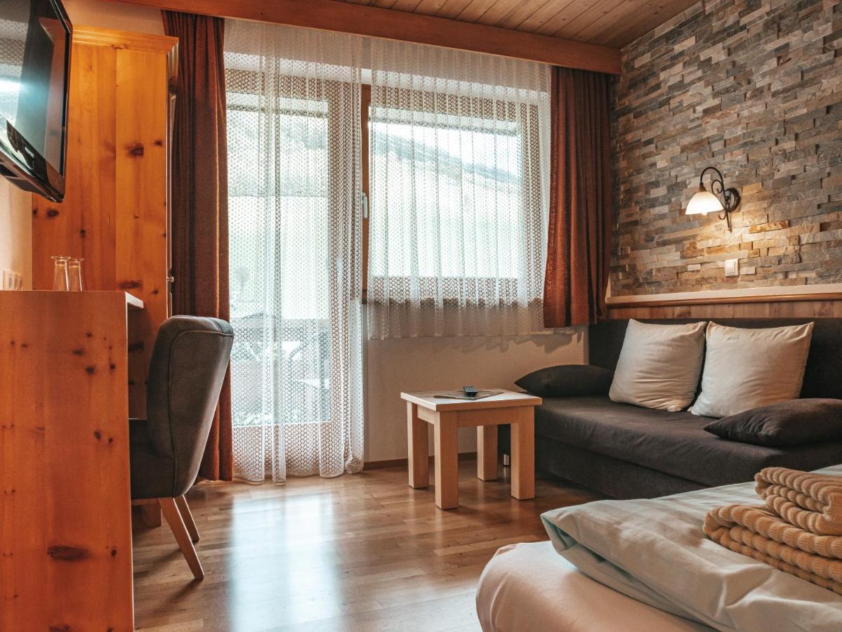 גרלוס Hotel Mitterhof מראה חיצוני תמונה