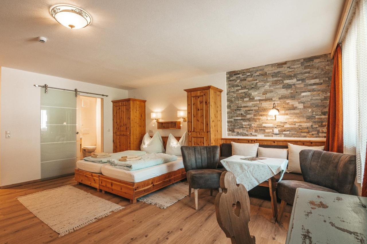 גרלוס Hotel Mitterhof מראה חיצוני תמונה