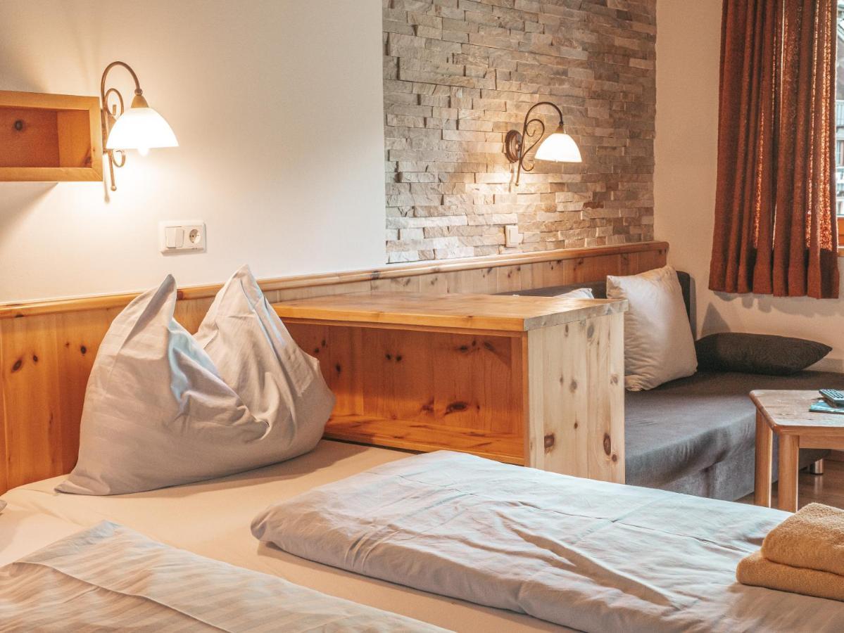גרלוס Hotel Mitterhof מראה חיצוני תמונה