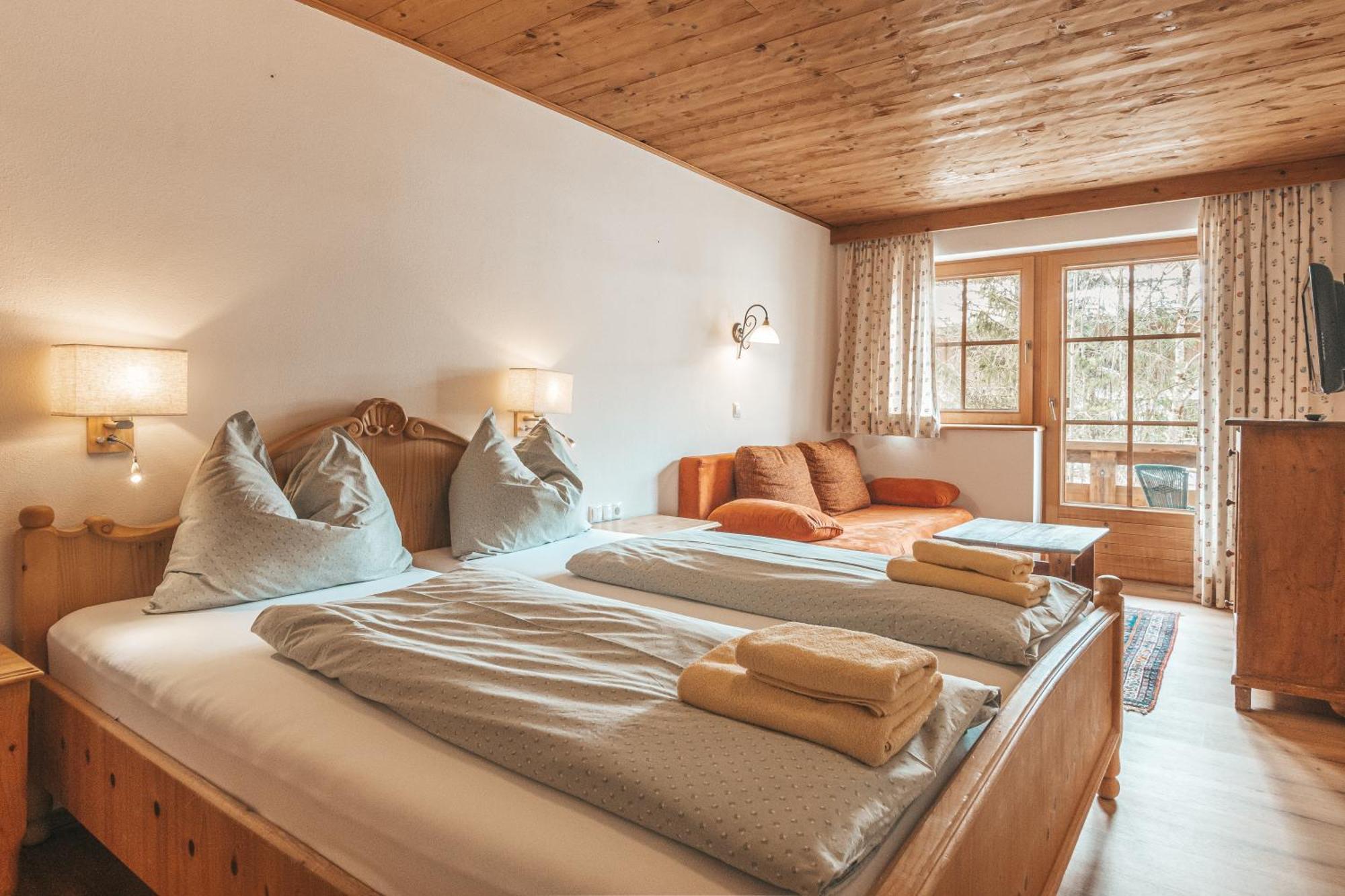 גרלוס Hotel Mitterhof מראה חיצוני תמונה